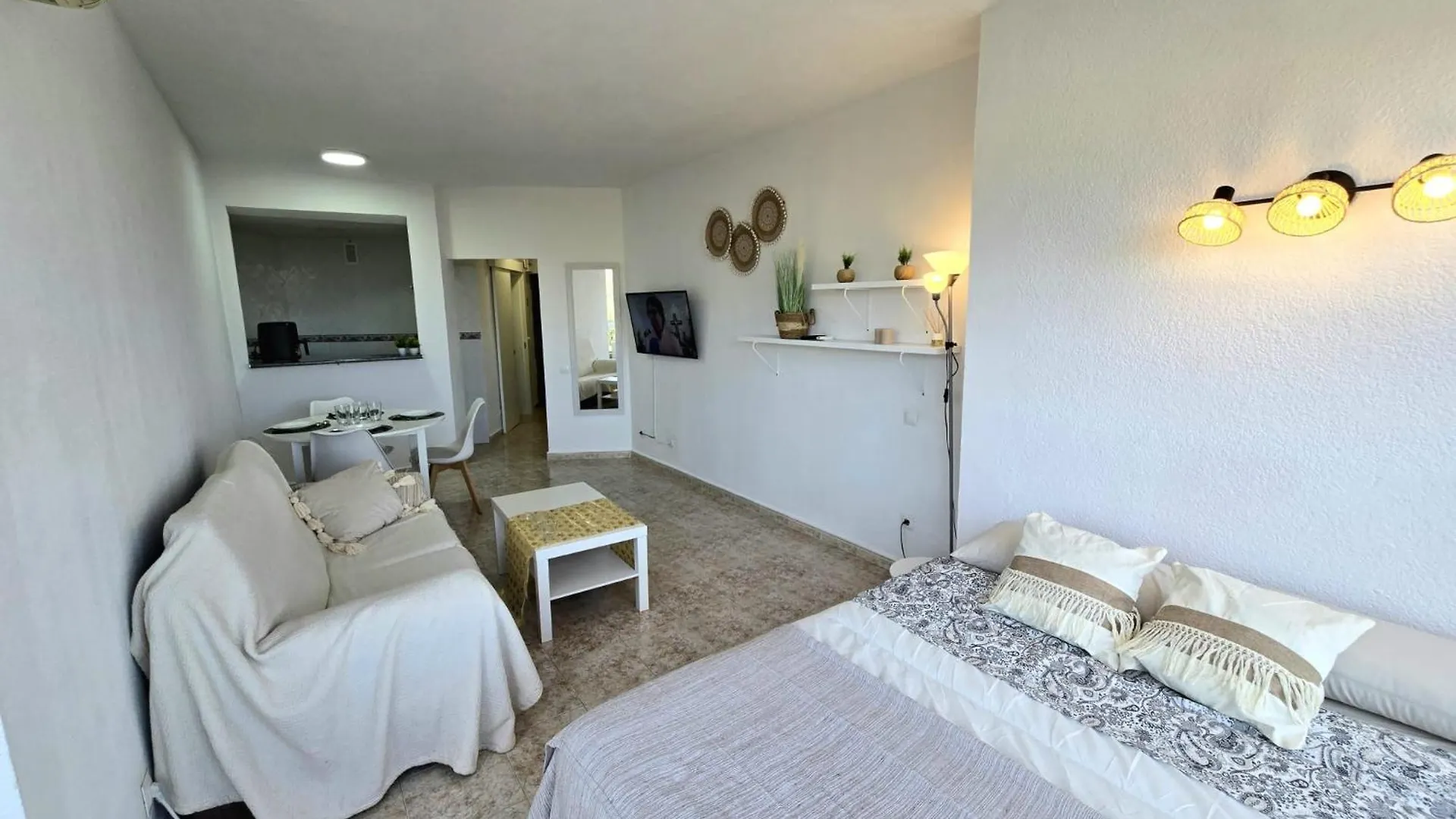 La Colina Estudio Vistas Y Piscina Torremolinos 0*,  Spain