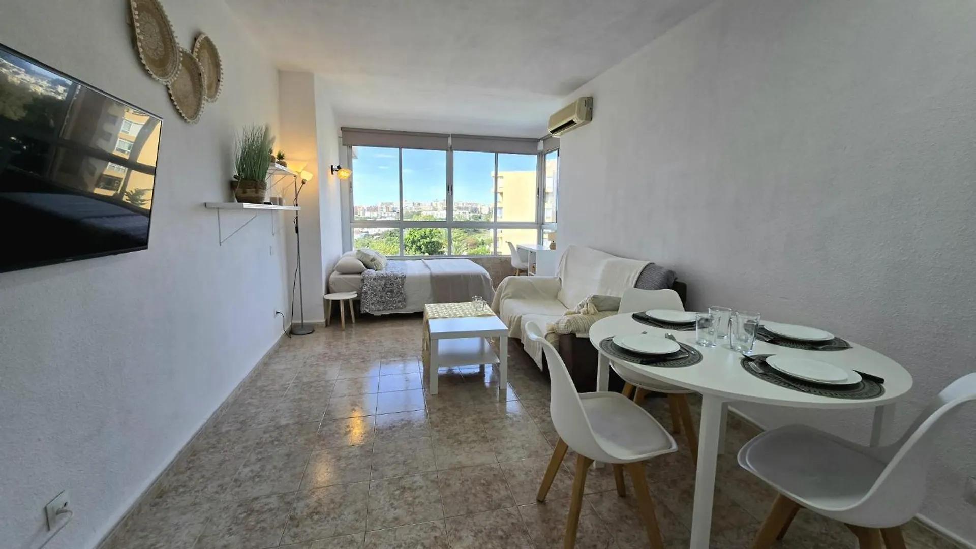 Apartment La Colina Estudio Vistas Y Piscina Torremolinos Spain