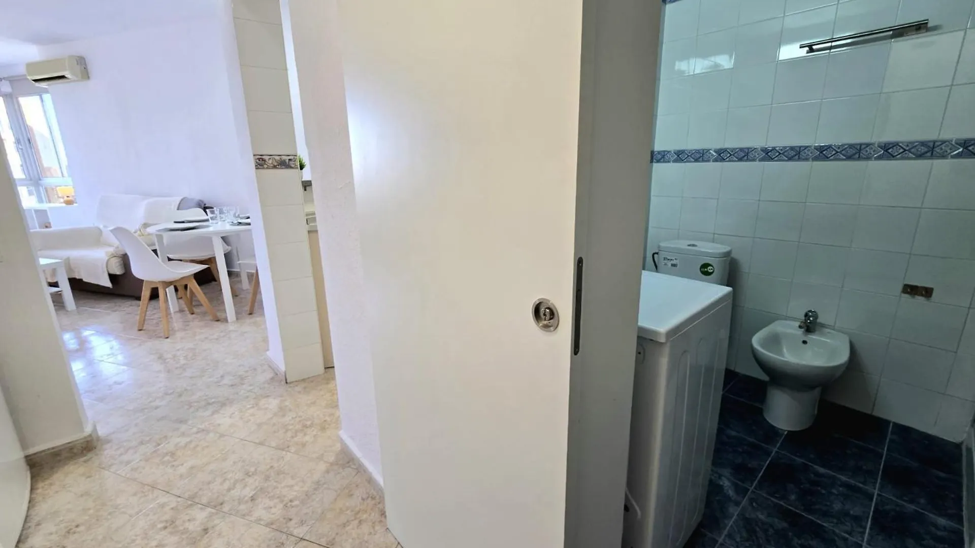 La Colina Estudio Vistas Y Piscina トレモリノス 0*,