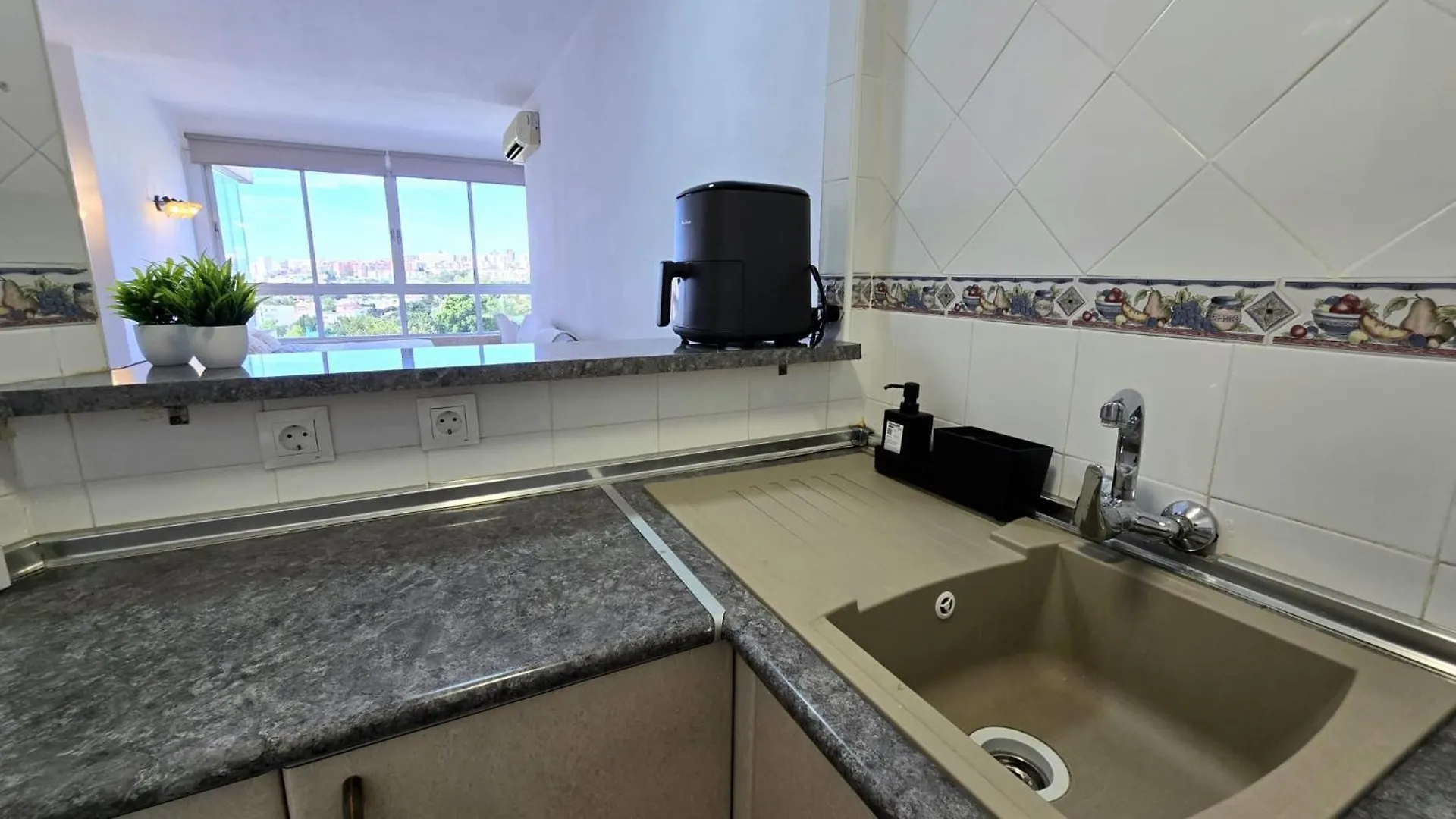 Apartment La Colina Estudio Vistas Y Piscina Torremolinos Spain