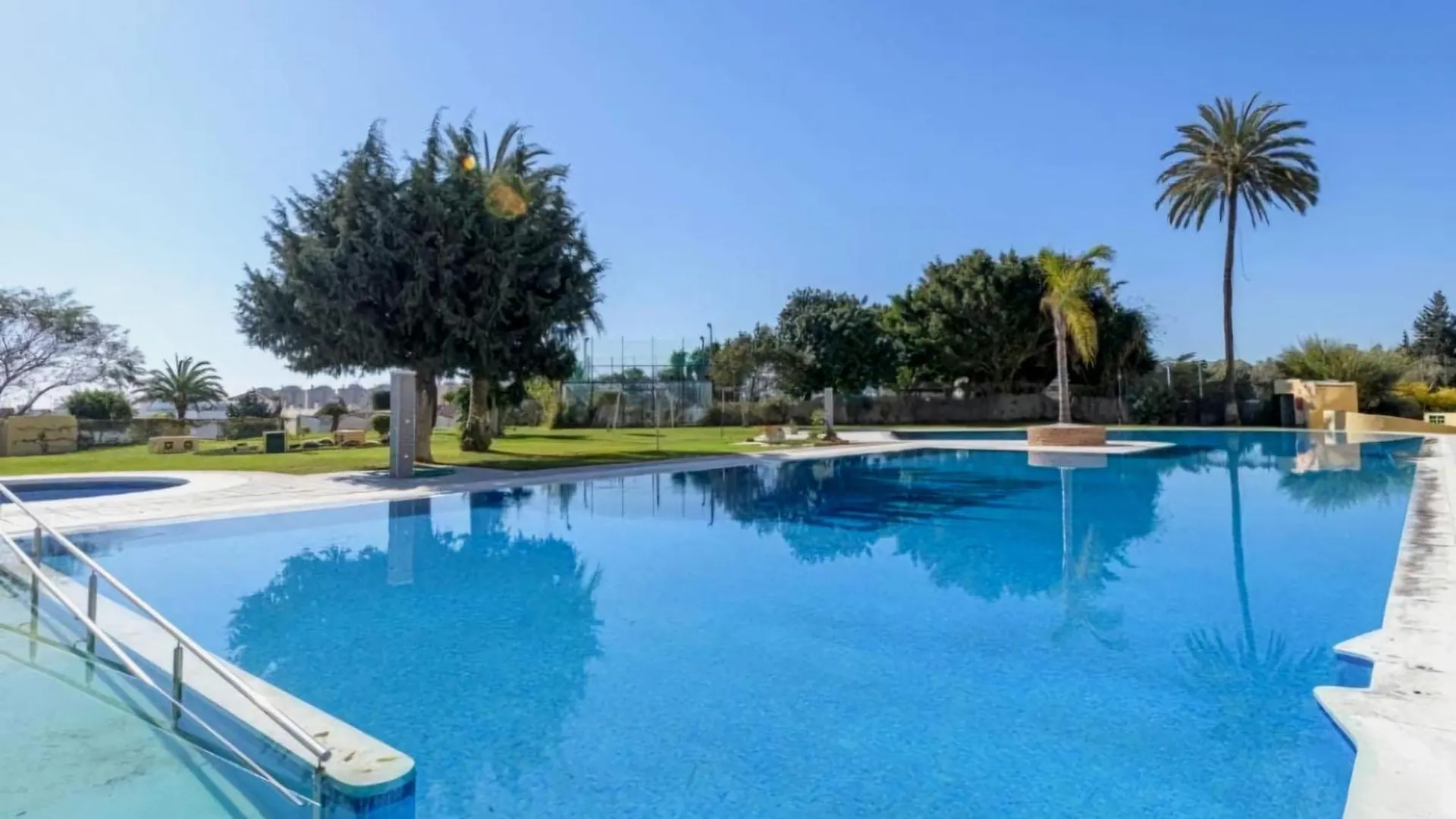 La Colina Estudio Vistas Y Piscina Torremolinos