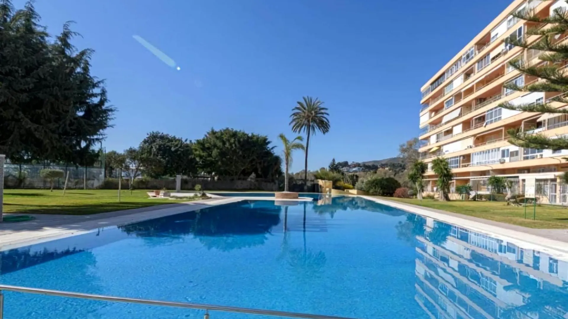 La Colina Estudio Vistas Y Piscina Torremolinos 0*,